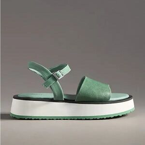NIB Maeve sporty platform sandals
